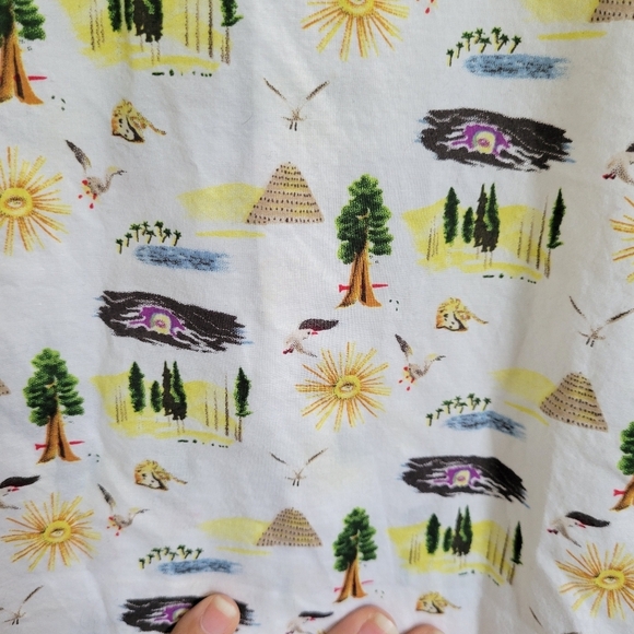 Slate & Stone Casual White Button Down Shirt with Egyptian Playful Print - Picture 3 of 10